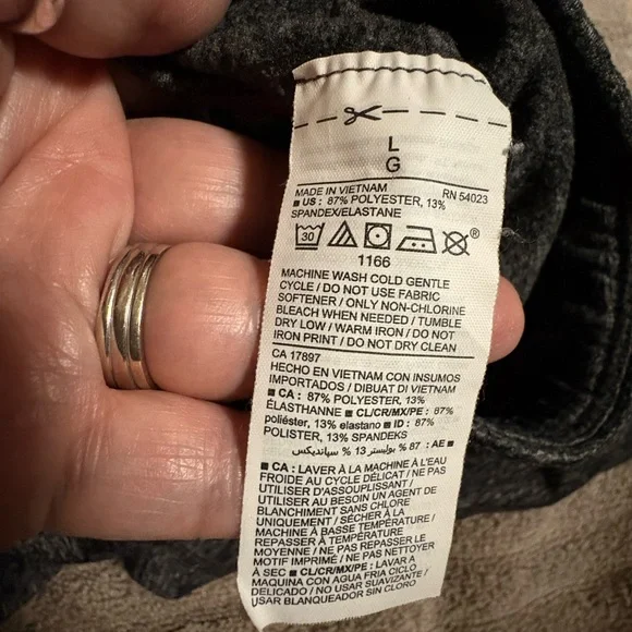 2 Old Navy Active High-Waisted CozeCore Jogger Leggings - Picture 6 of 9